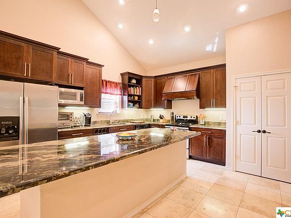 2nd image of 105 Hill Dr