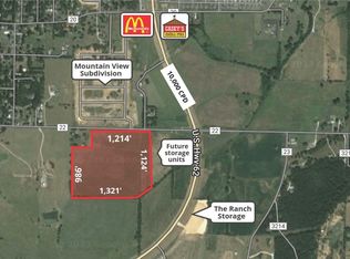W Butler St, Prairie Grove, AR 72753