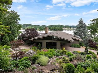 3524 Crown Point Rd, Louisville, TN 37777