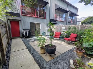 5235 Blossom St, Houston, TX 77007