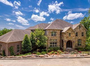 10 Lakewood Park Dr, N Little Rock, AR 72116