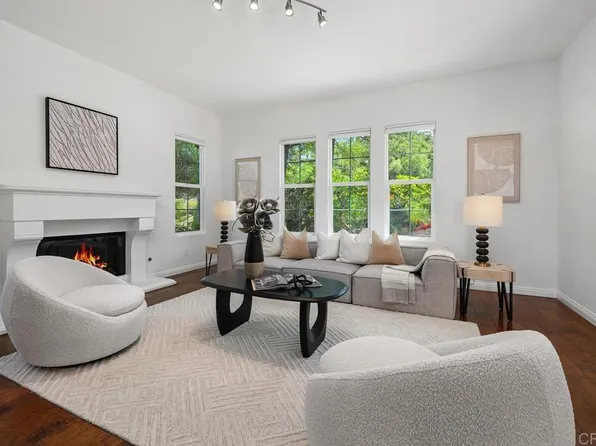 7661 Sitio Algodon, Carlsbad, CA 92009