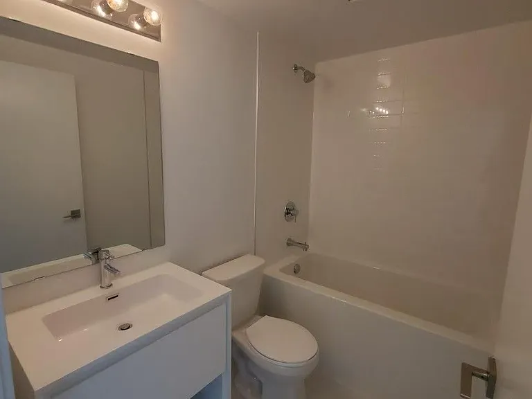 159 Wellesley St E #1309 — Photo 14