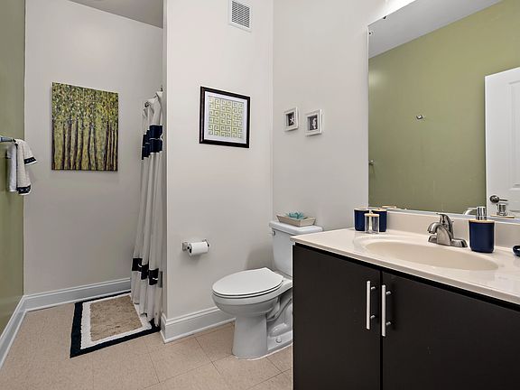 5th image of 1325 Treetop Dr #306