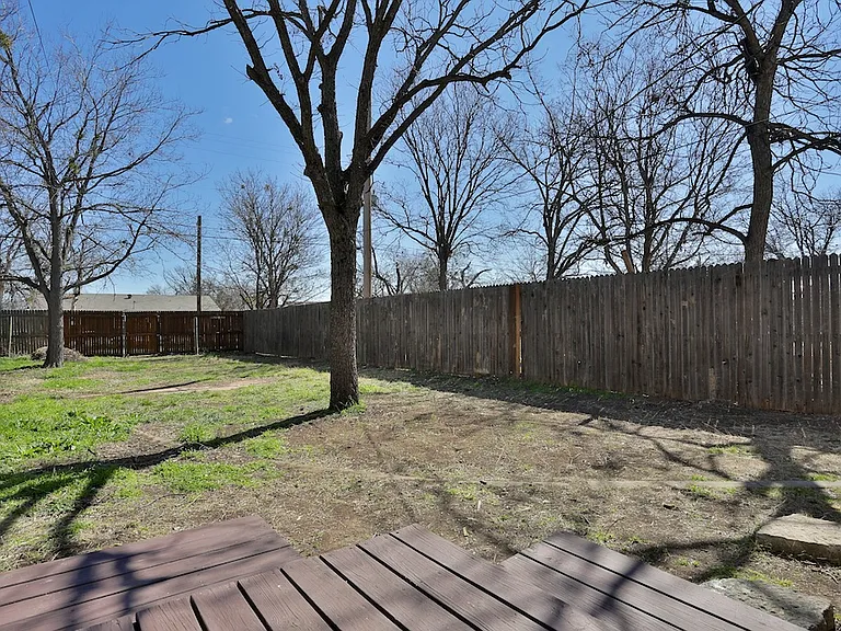 825 Palm St — Photo 32