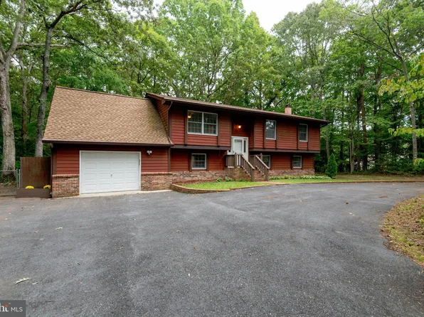 20096 Manor Dr, Park Hall, MD 20667