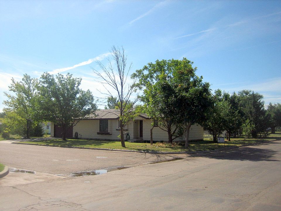 1st image of 501 Avenue E