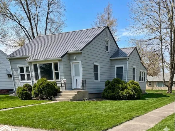 1621 Washington Ave, Iowa Falls, IA 50126