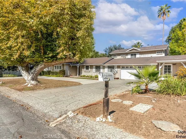 20555 Dumont St, Woodland Hills, CA 91364