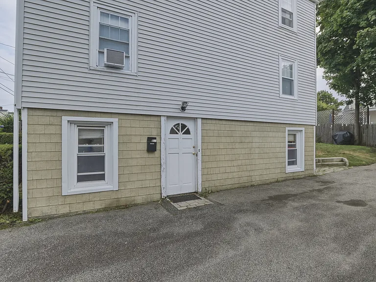 163 Standish Rd #B — Photo 24