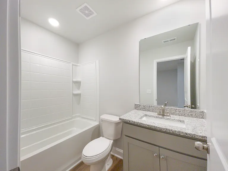 1839 Catawba Ave — Photo 7