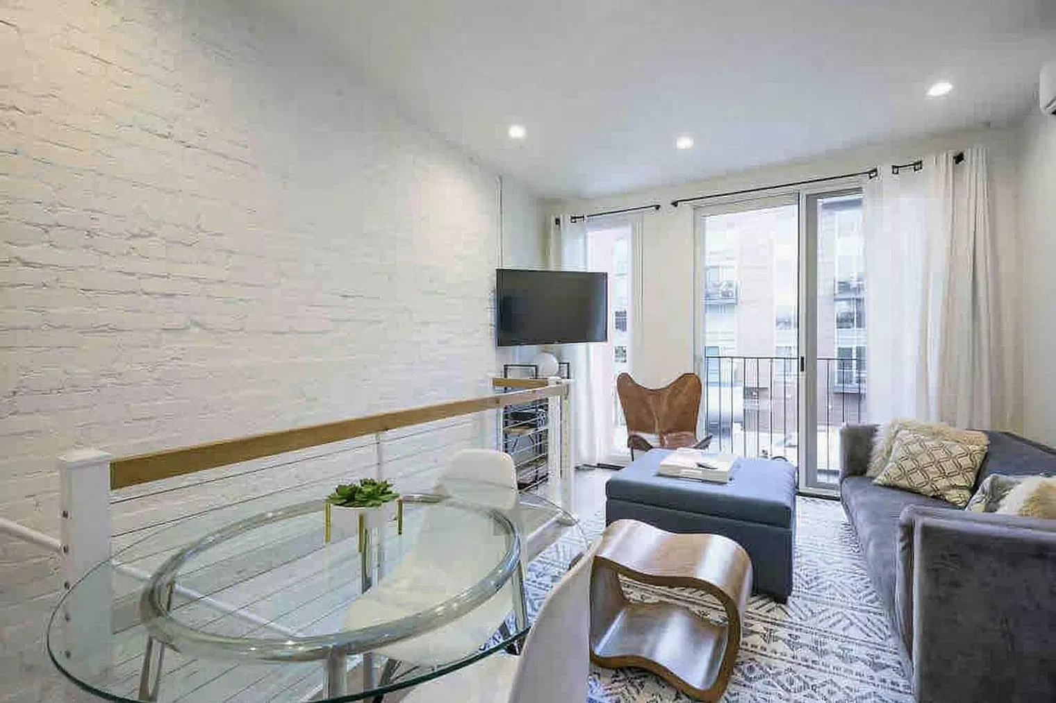 Studio, 1.0 bath, $3,373 — Photo 2