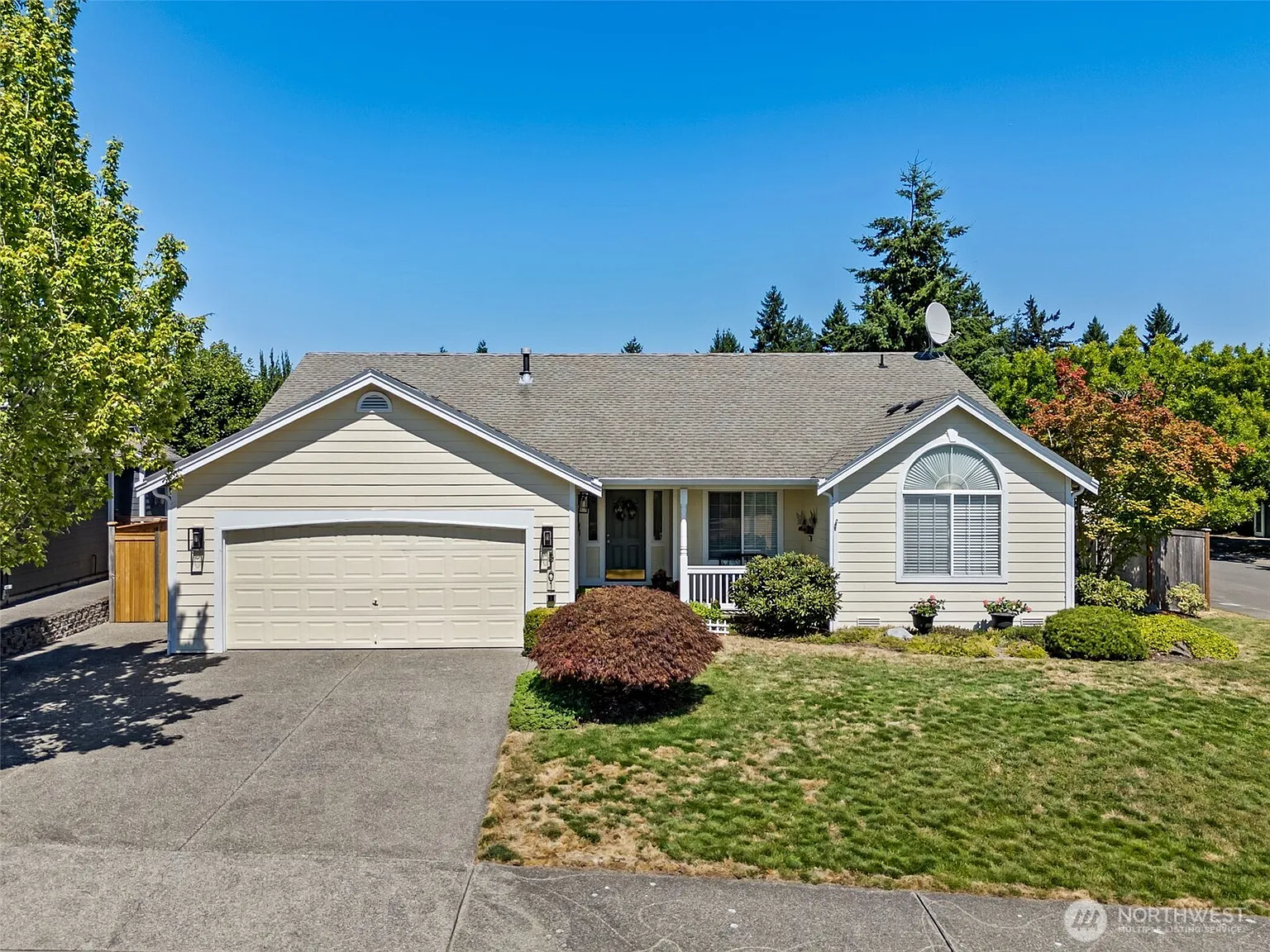5101 Perry Drive SE photo 1