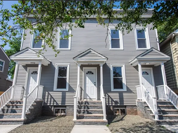 26 Washington St #4-2L, Montclair, NJ 07042