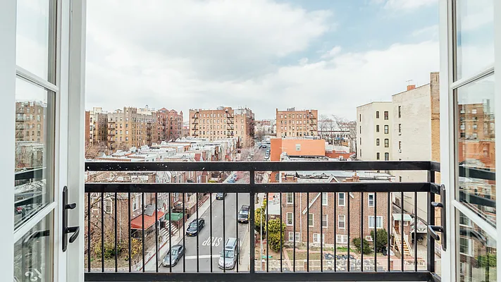 Rented by Nooklyn NYC LLC | media 22