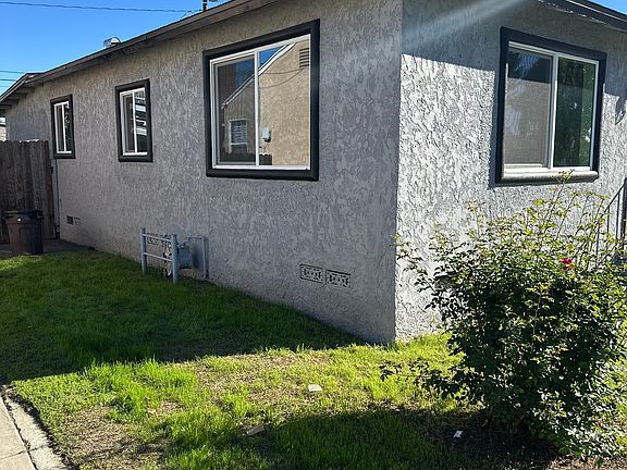 4th image of 5832 Pennswood Ave