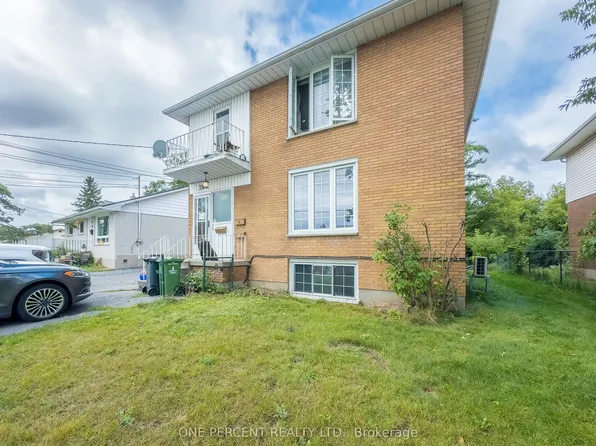 16 Daly St, Kingston, ON K7K 4Y9