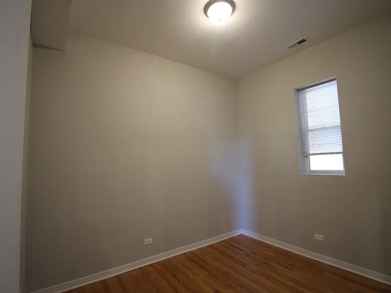 3254 N Ravenswood Ave #2S — Photo 8