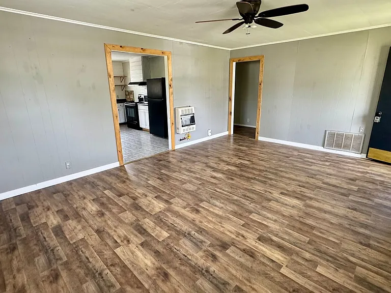 410 S 7th St — Photo 3