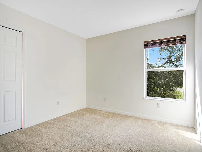 2401 Harleyford Pl — Photo 10