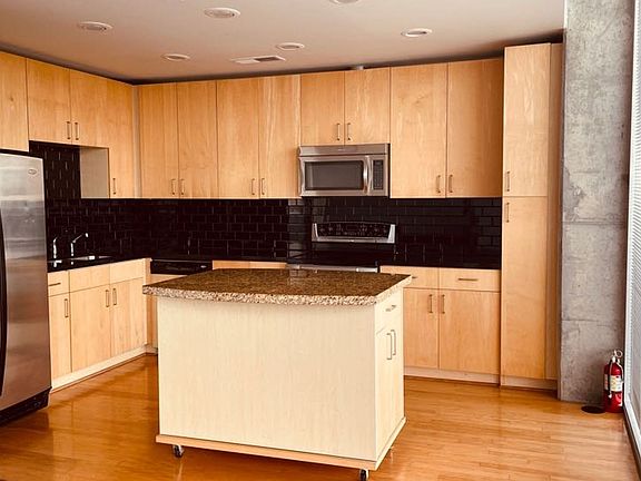 3rd image of 155 S Court Ave Unit 1709