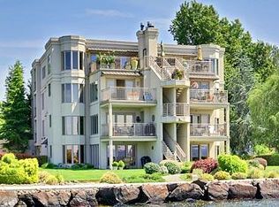 1003 Lake St S APT 301, Kirkland, WA 98033