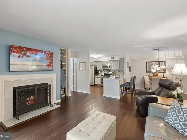 11709 Karbon Hill Ct #601A, Reston, VA 20191