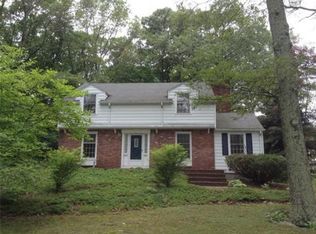 879 Washington St, Franklin, MA 02038