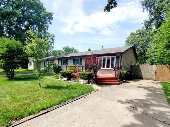 4750 E 26th Pl, Lake Station, IN 46405