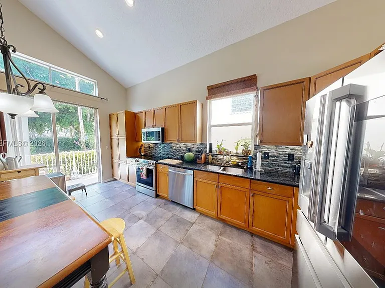 9640 Wyeth Ct — Photo 5