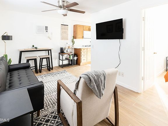 5th image of 1429 E Osborn Rd APT 4