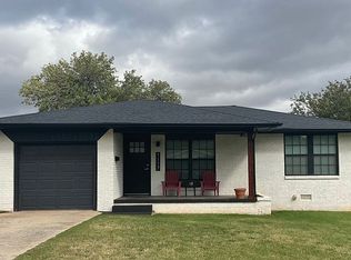 1117 Wilson Ave, Clinton, OK 73601