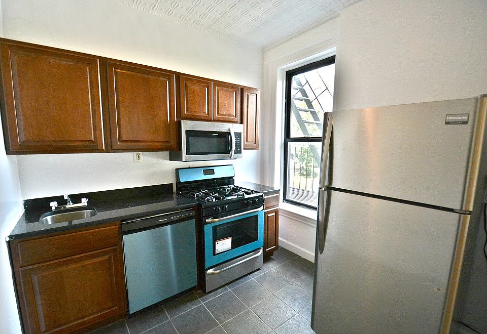 1st image of 1274 Amsterdam Ave #4