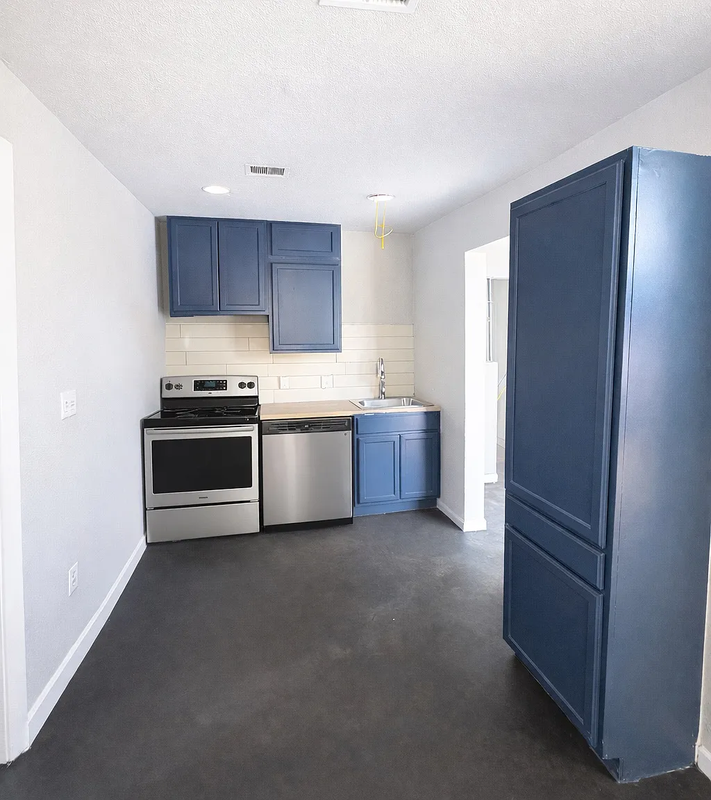1 bed, 500 sqft, $800 — Photo 1