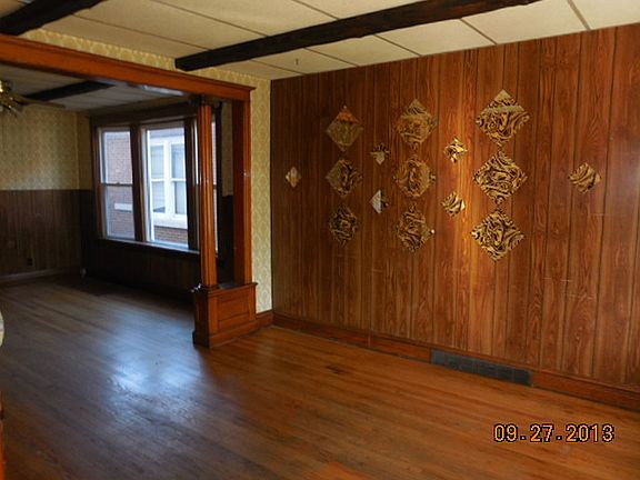 3rd image of 3504 W 61st Pl
