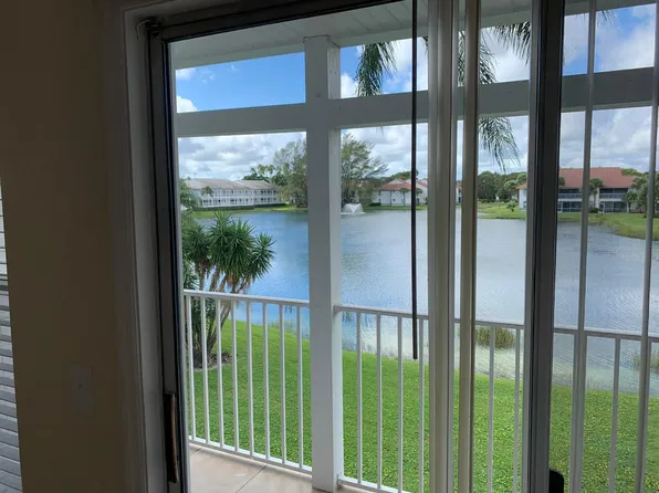 265 Cypress Point Dr, Palm Beach Gardens, FL