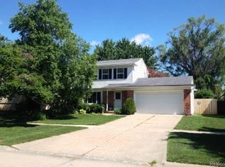42720 Hanford Rd, Canton, MI 48187