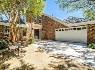 1214 Berkley Dr, Grapevine, TX 76051