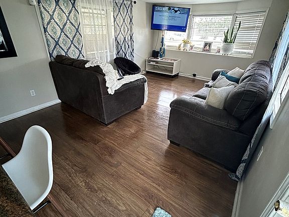 2nd image of 166 Geranium Dr