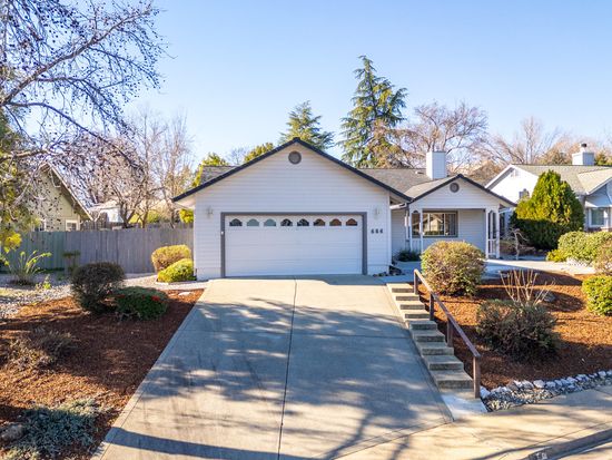 484 Dominica Ct, Redding, CA 96003