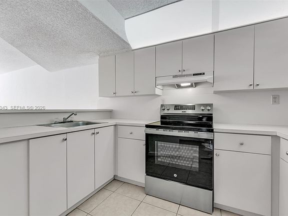 5th image of 240 W 68th St APT 207