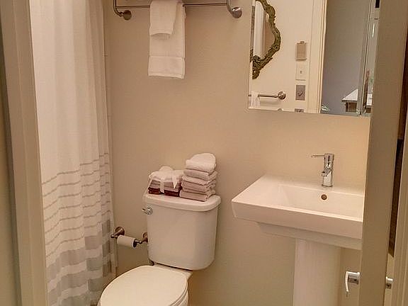 Original lg. tub reglazed!