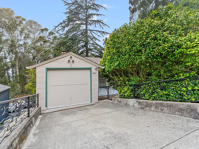 6857 Armour Dr — Photo 1
