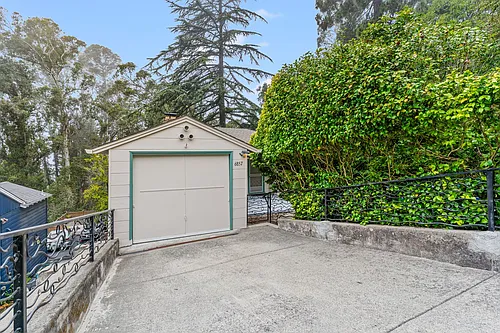 6857 Armour Dr Photo 1