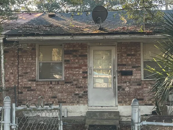 7114 KEN KNIGHT Drive W, Jacksonville, FL 32209