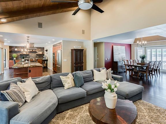 5th image of 8841 Country Creek Dr