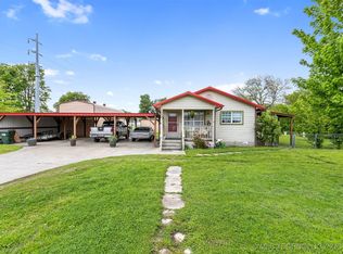 820 W 8th St, Claremore, OK 74017