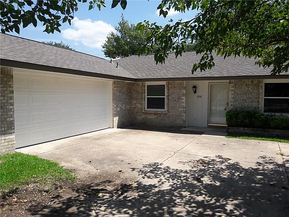 4th image of 1332 Armstrong Dr