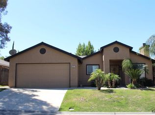 6301 Derby Dr, Bakersfield, CA 93306