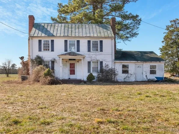 14256 Courtland Rd, Wakefield, VA 23888